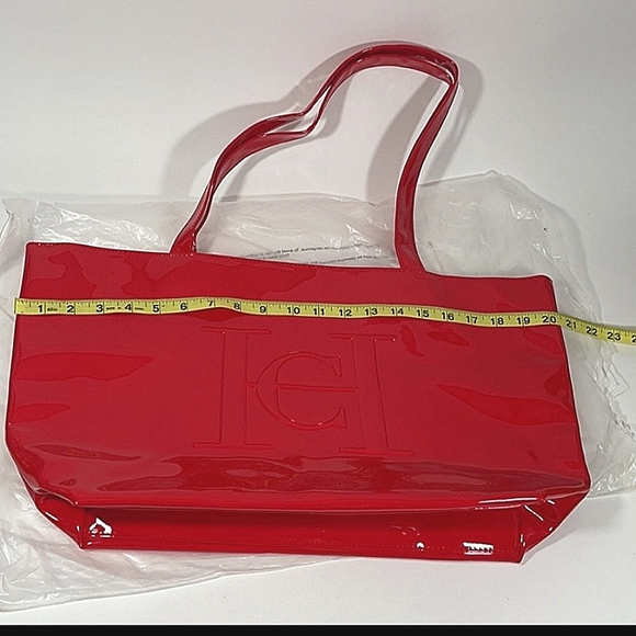 β€NWT Pretty in Red Schick Carolina Herrera Gloss Tote 12*20.5" - Picture 5 of 11